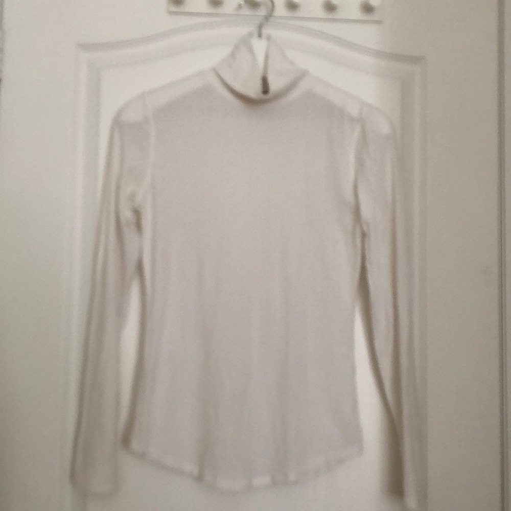 KIT & ACE | Off White Tissue Turtle Neck (Size Small)